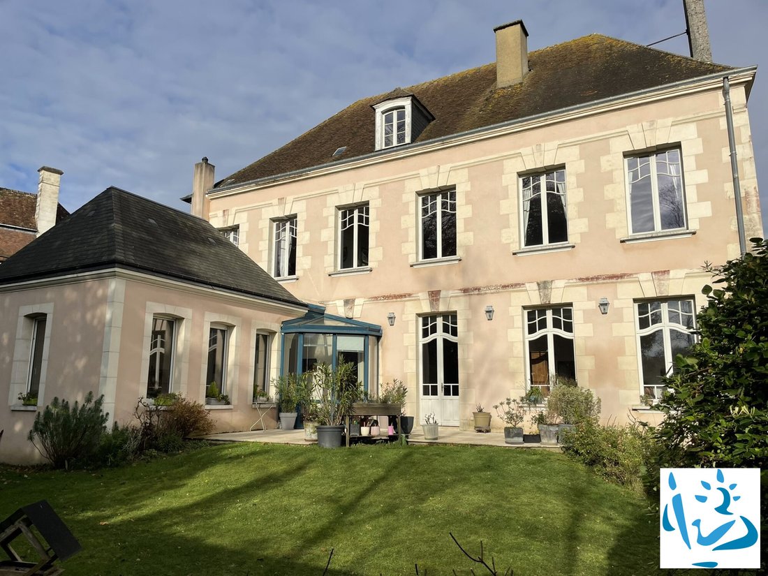 House in Mortagne-au-Perche, Normandy, France 1 - 14936382