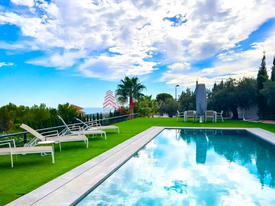 Villa in France 2 - 15774894