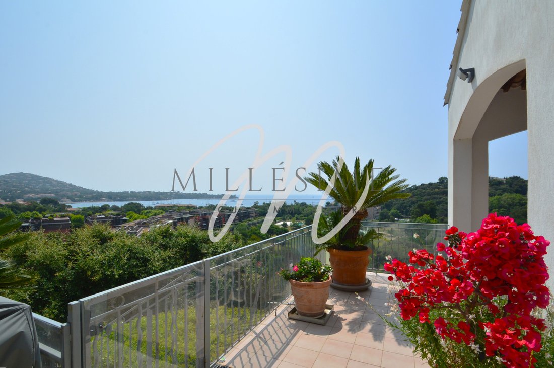 Villa in Le Dramont-Agay-Anthéor-Le Trayas, Saint-Raphaël, France 1 - 15774801