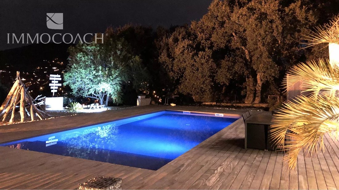 Villa in Centre Ville, Carqueiranne, France 2 - 14513620