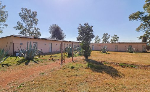 Estate in Eikenhof, Gauteng, South Africa 1