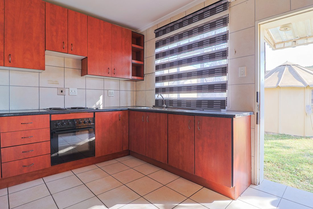 Estate in Hartzenbergfontein AH, Vaal Marina, South Africa 2 - 15776294