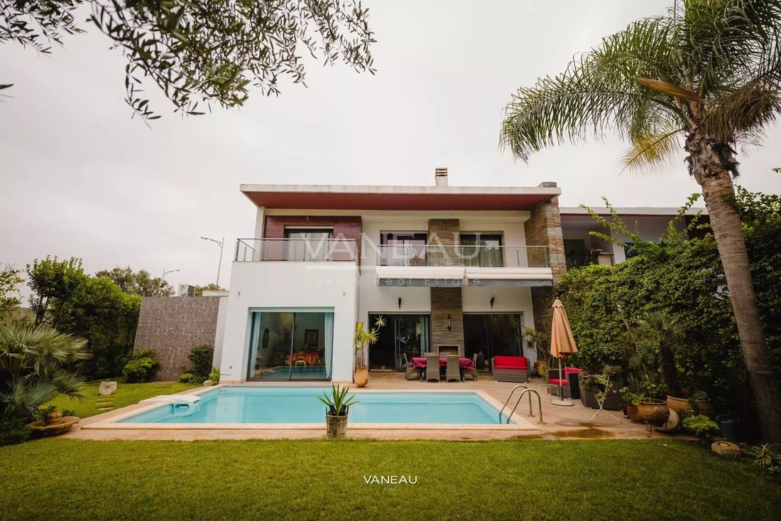Villa in Casablanca, Casablanca-Settat, Morocco 2 - 14725670