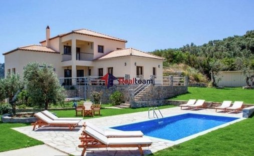 Villa in Skopelos, Thessaly and Central Greece, Greece 1