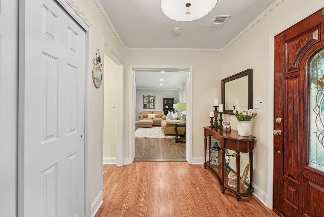 House in Monroe Township, New Jersey, United States 4 - 15775871