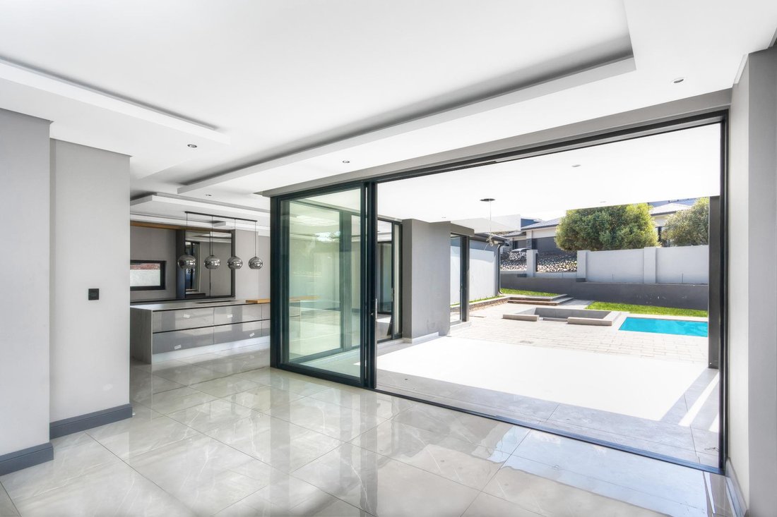 House in Barbeque Downs, Gauteng, South Africa 4 - 15776307