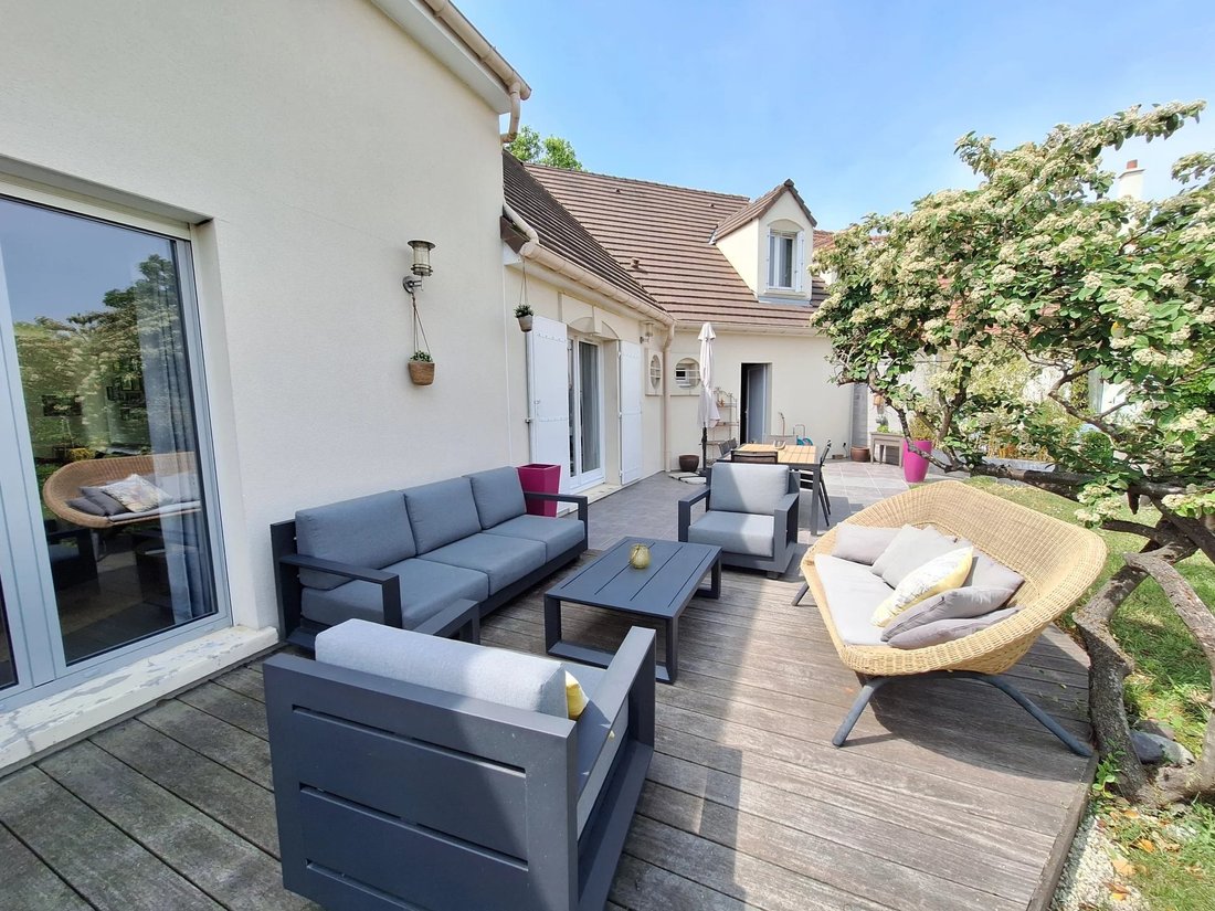 Haus in Plaine der Courlis, Croissy-sur-Seine, Frankreich 1 - 15775789