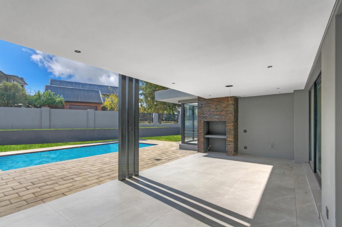 House in Barbeque Downs, Gauteng, South Africa 5 - 15776307