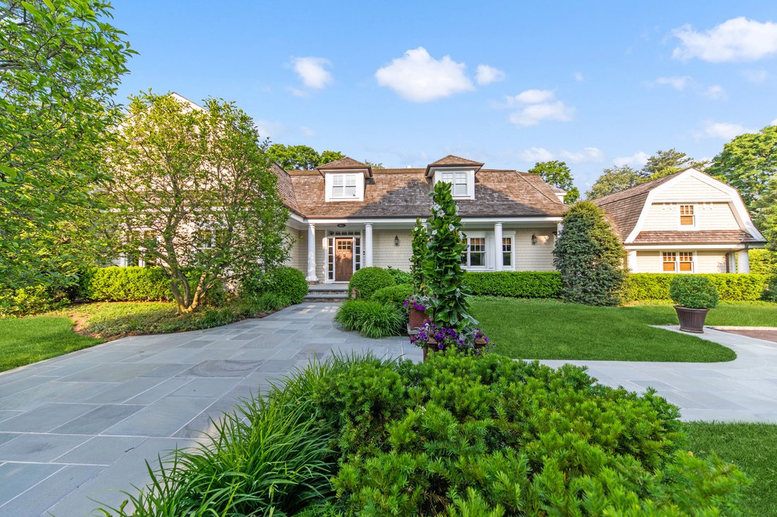 House in Old Westbury, New York, United States 1 - 15776604