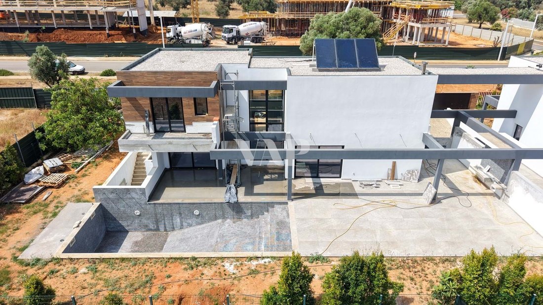 Villa in Vilamoura, Quarteira, Algarve 3 - 14685973