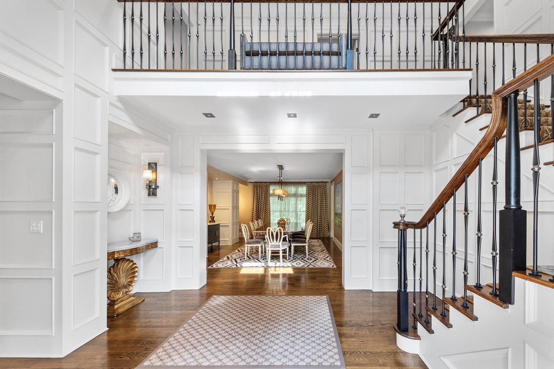 House in Old Westbury, New York, United States 3 - 15776604