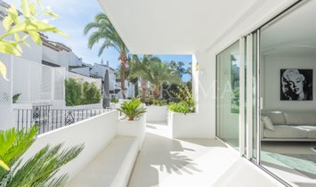 Apartment in Golden Mile, Andalusia, Spain 2