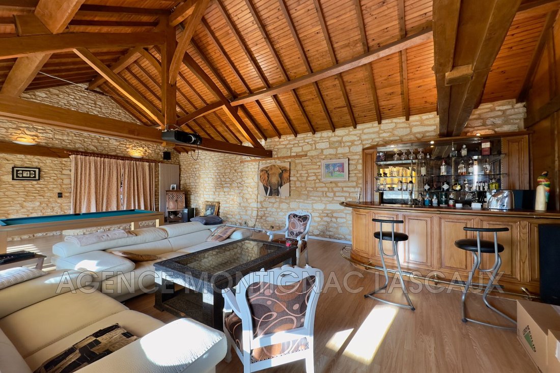 Villa in Montignac-Lascaux, Nouvelle-Aquitaine, France 5 - 13429867