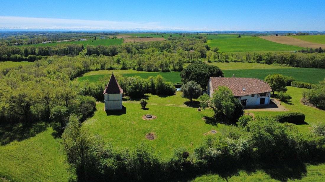 The Crown of Occitanie: A Sunlit Stone Château Whispering to the Skies