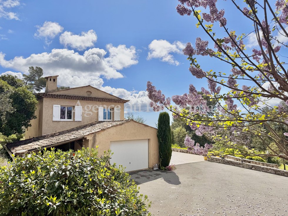 Villa in Cabris, Provence-Alpes-Côte d'Azur, France 2 - 15778217