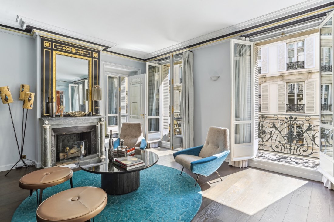 Apartment in Saint Germain des Prés, Paris 6e Arrondissement, Paris 1 - 15065009