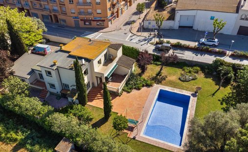 Villa in Sant Pere Pescador, Catalonia, Spain 1