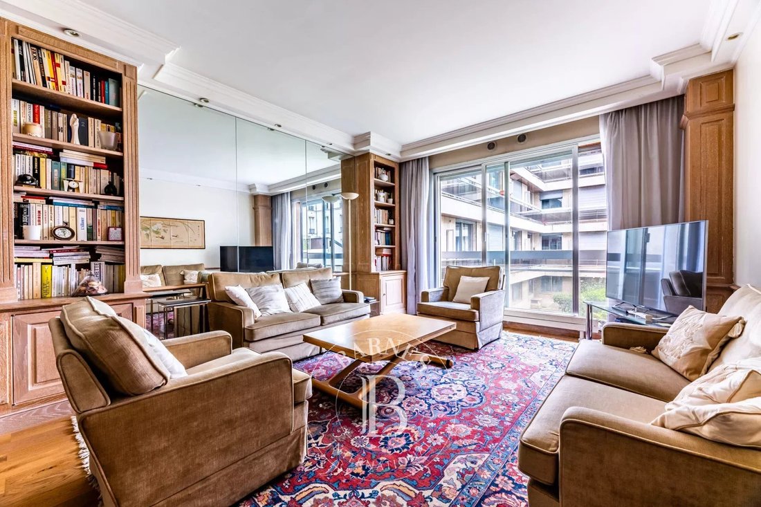 Apartment in Hoche-Friedland, Paris 8e Arrondissement, Paris 3 - 15776998