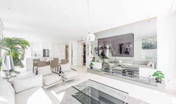 Apartment in Golden Mile, Andalusia, Spain 1