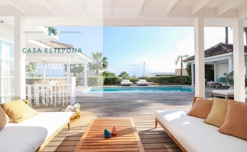 Villa à Estepona, Andalousie, Espagne 1