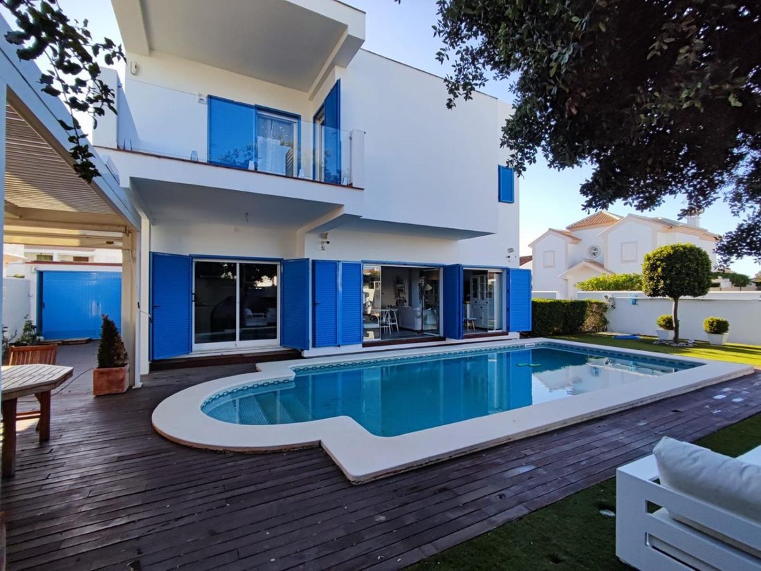 Chalet in Lepe, Andalusia, Spain 3 - 15776793
