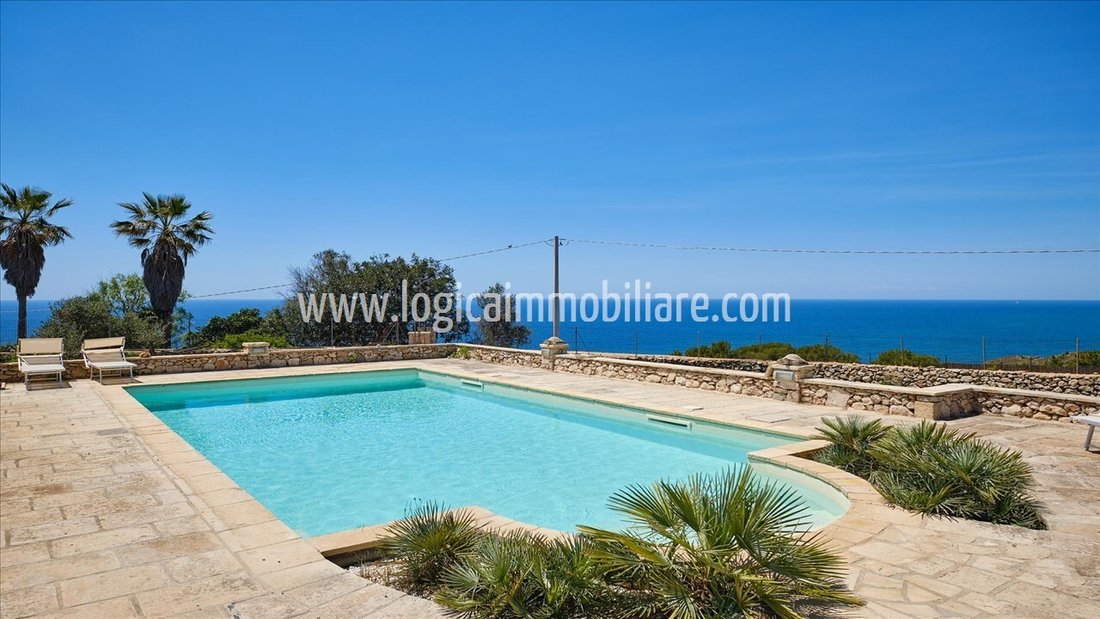 Villa in Italy 3 - 15777103