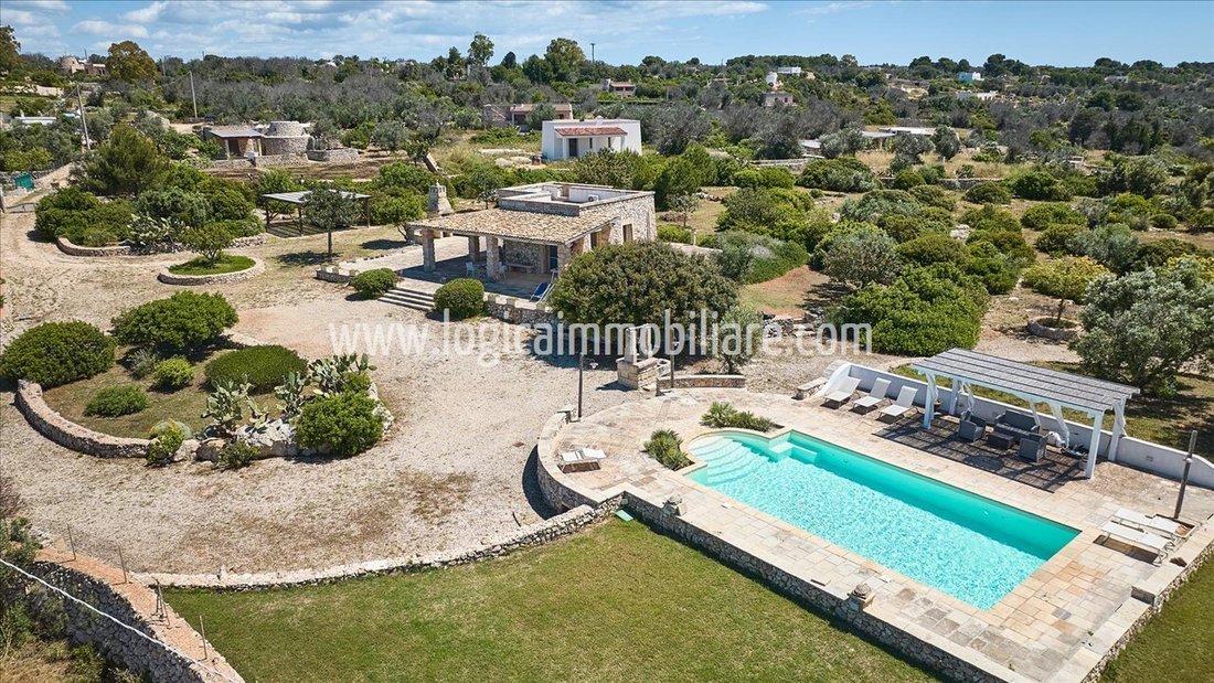 Villa in Italy 2 - 15777103