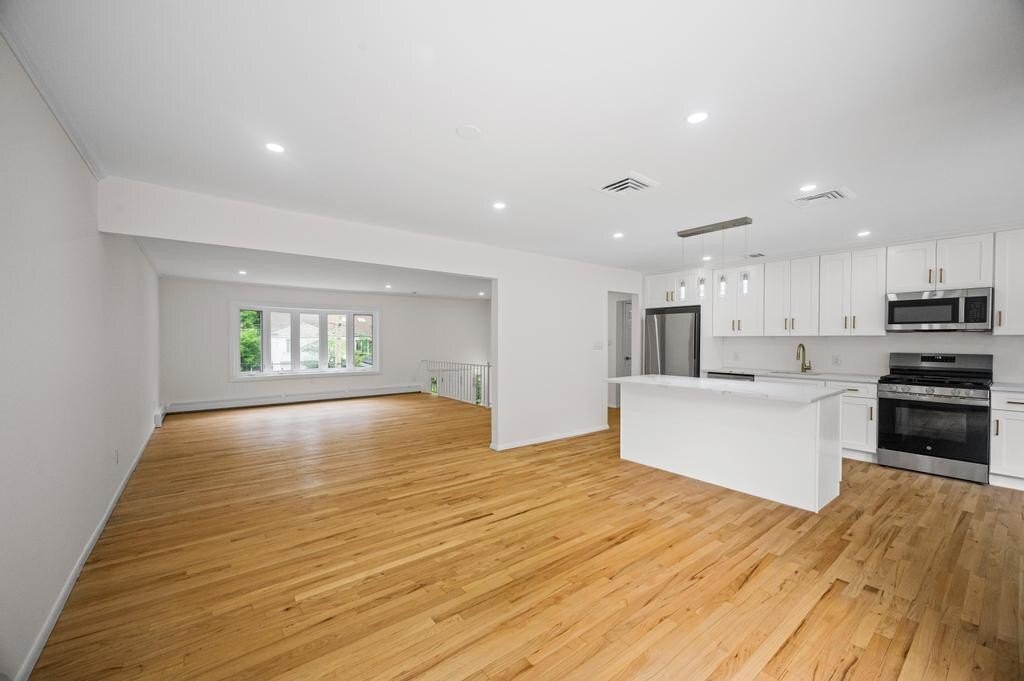 House in Great Neck, New York, United States 4 - 15779479