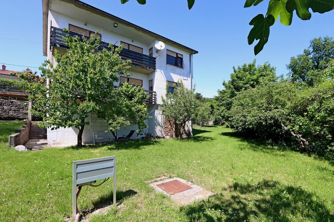 Villa in Opcina Matulji, Primorje-Gorski Kotar County, Croatia 1 - 15779229