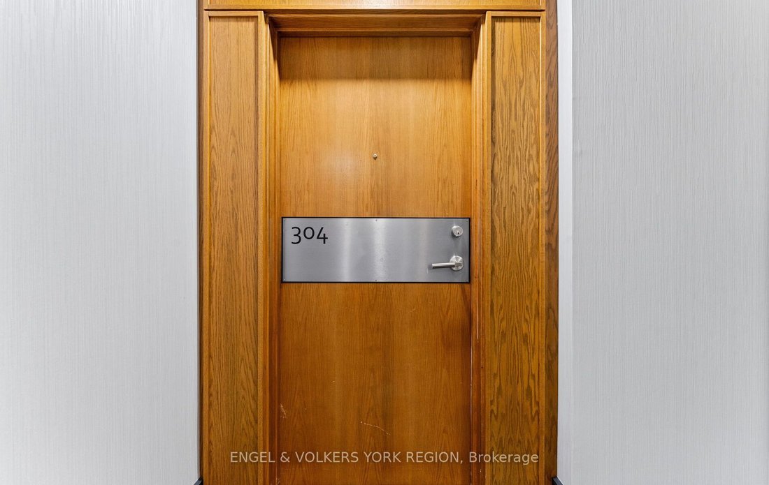 Condo in Toronto, Ontario, Canada 3 - 15779066