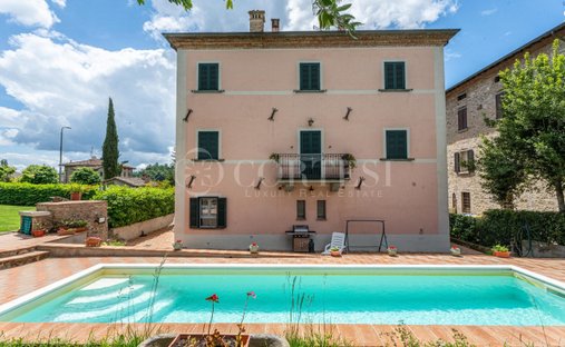 Villa à Umbertide, Ombrie, Italie 1