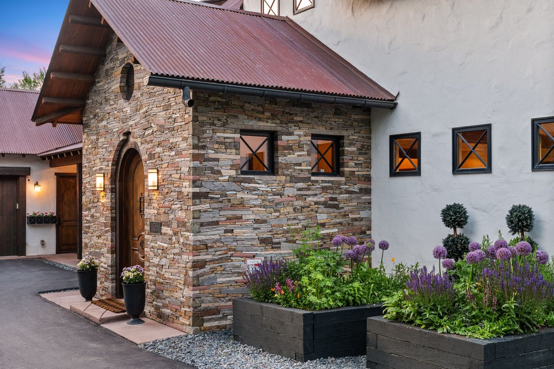 Aspen, Colorado, United States 3 - 15248991