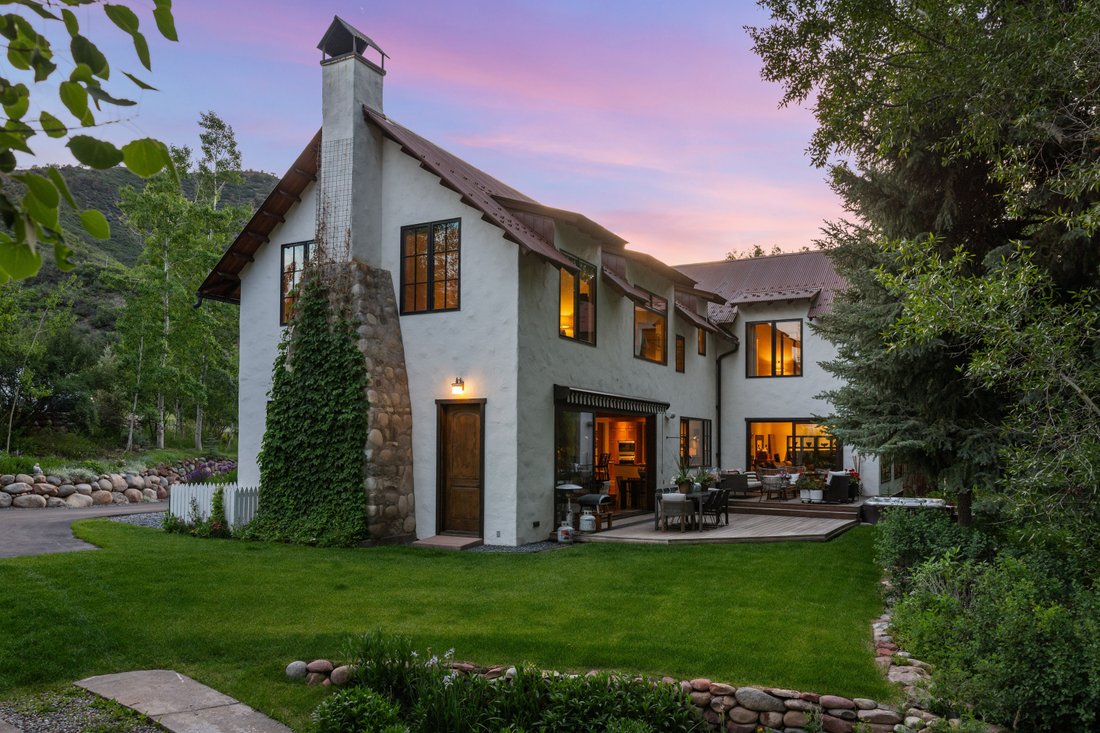 Aspen, Colorado, United States 2 - 15248991