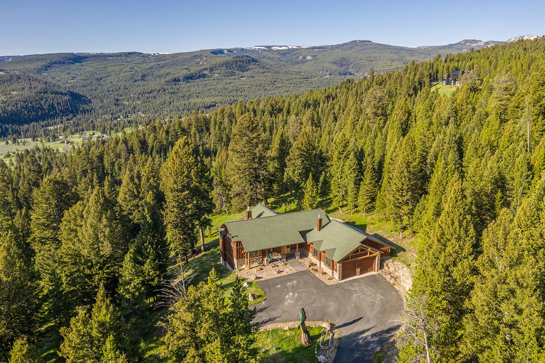 House in Gallatin Gateway, Montana, United States 3 - 15777845