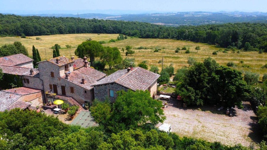 Farm Ranch in Siena, Tuscany, Italy 1 - 15771606