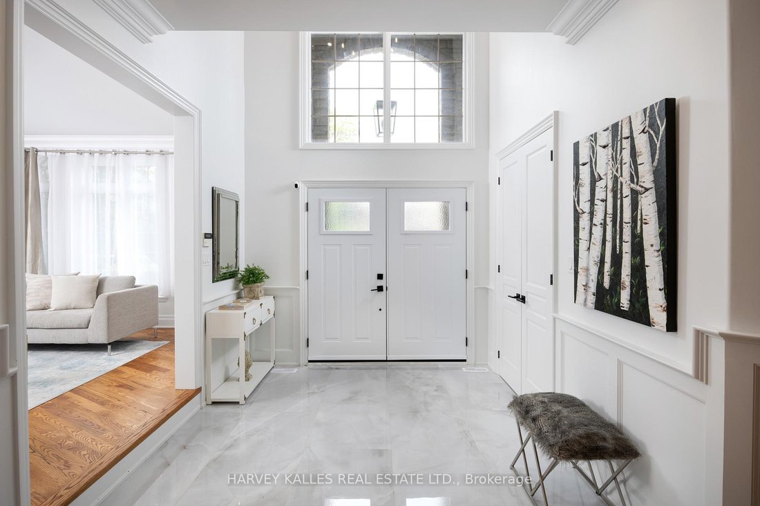 House in Toronto, Ontario, Canada 3 - 15779476