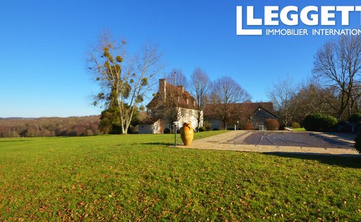 House in Sarrazac, Nouvelle-Aquitaine, France 1