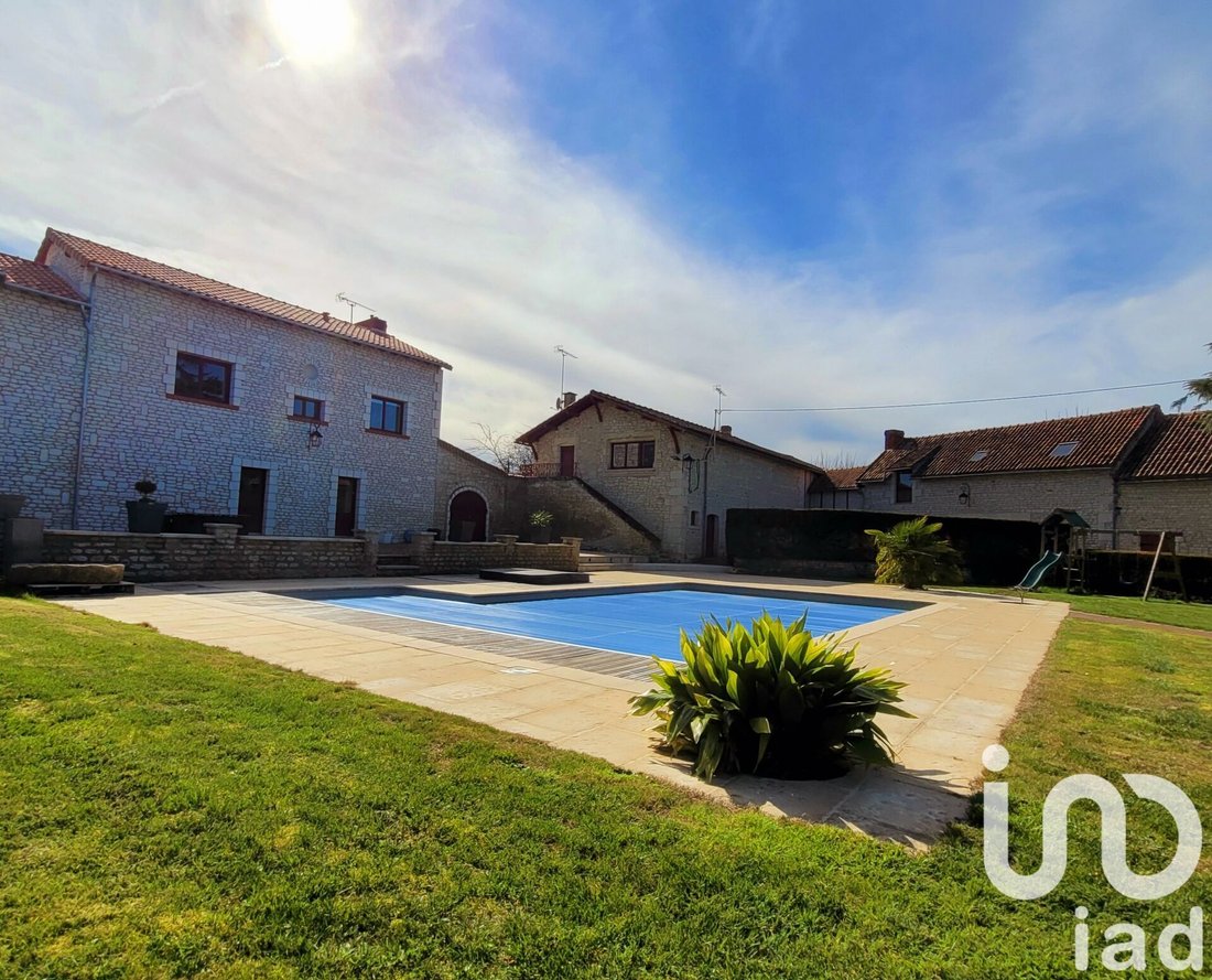 House in Serigny, Nouvelle-Aquitaine, France 5 - 15780279