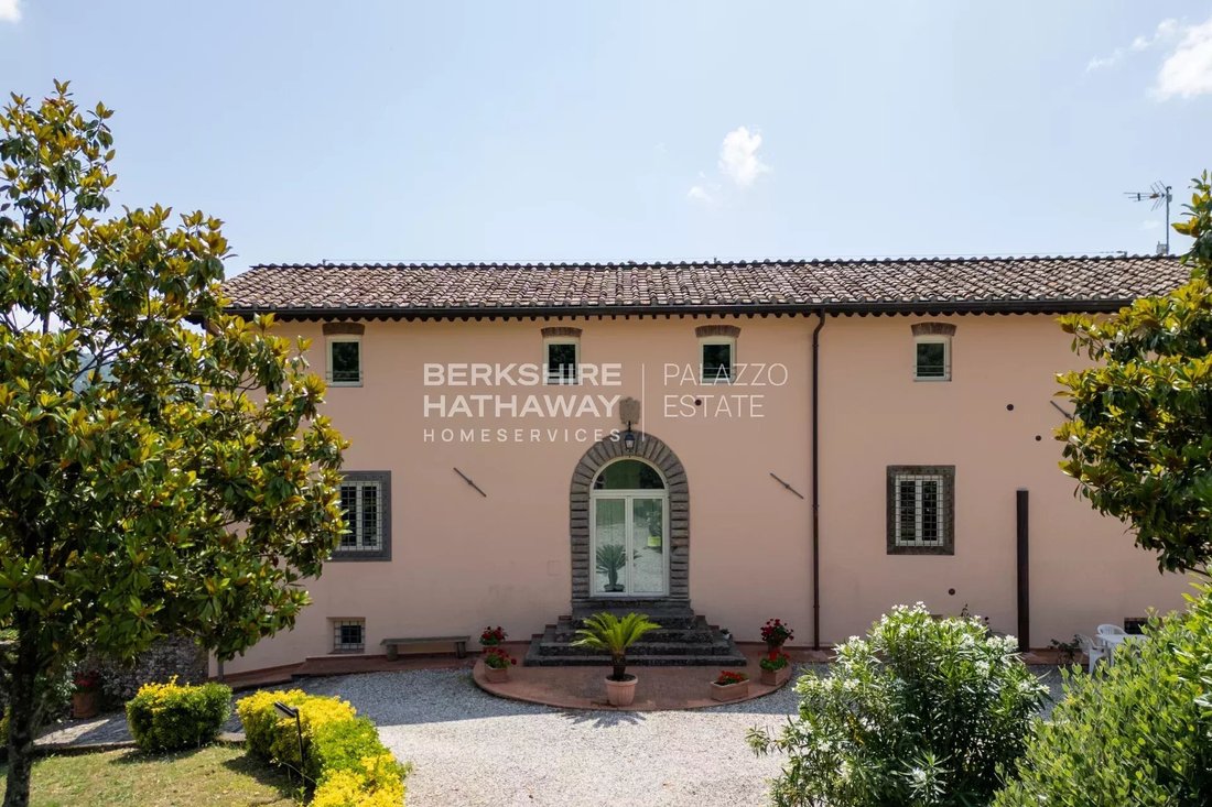 Estate in Historic Center, Lucca, Tuscany 5 - 15778586