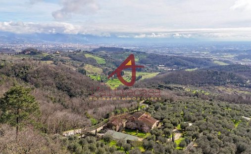 Country House in Serravalle Pistoiese, Tuscany, Italy 1