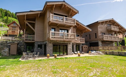 Villa in Saint-Etienne-de-Tinée, Provence-Alpes-Côte d'Azur, France 1