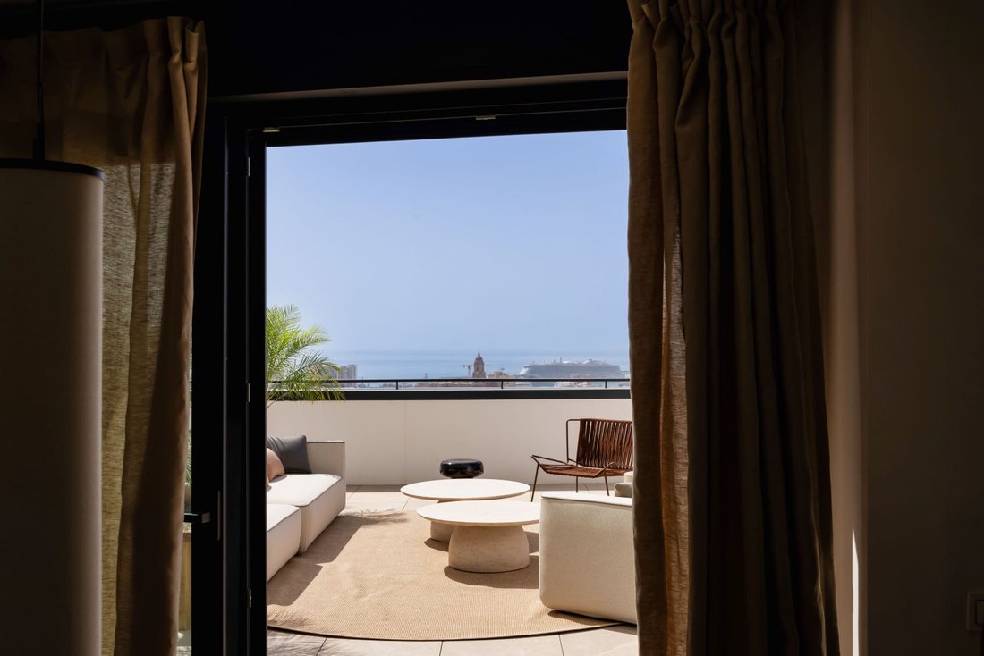 Penthouse in Palma-Palmilla, Malaga, Spain 5 - 15776680