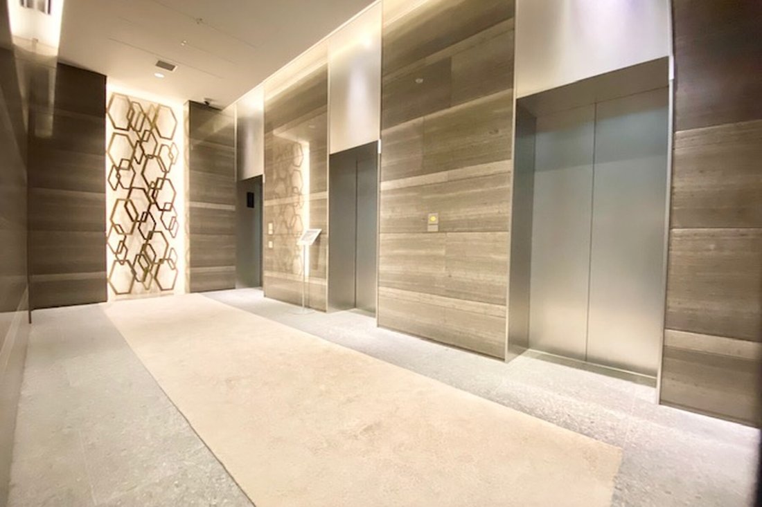 Condo in Minato City, Tokyo, Japan 3 - 15780432