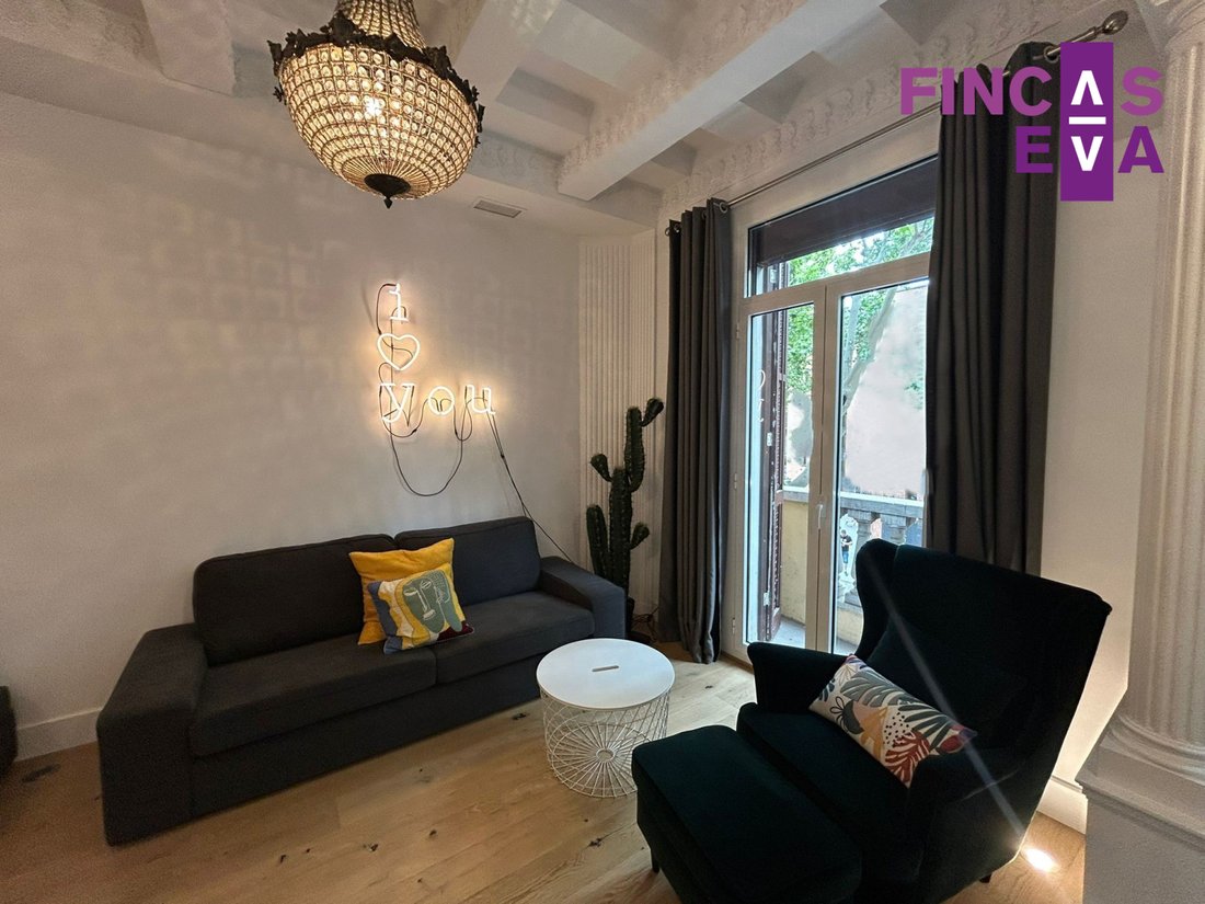 Apartment in Eixample, Barcelona, Spain 3 - 15780475