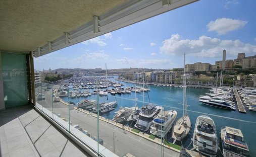 Apartment in Ta' Xbiex, Malta 1