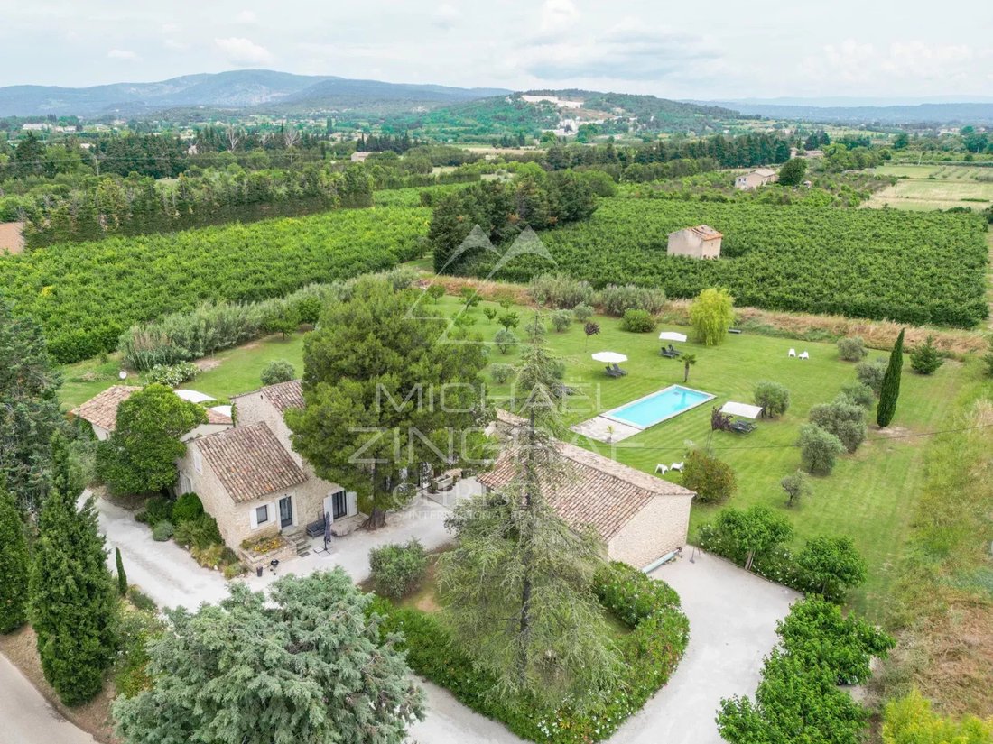 Maisons de campagne à Robion, Provence-Alpes-Côte d'Azur, France 3 - 15780848