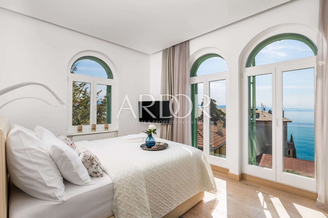 Apartment in Grad Opatija, Primorje-Gorski Kotar County, Croatia 4 - 15780847