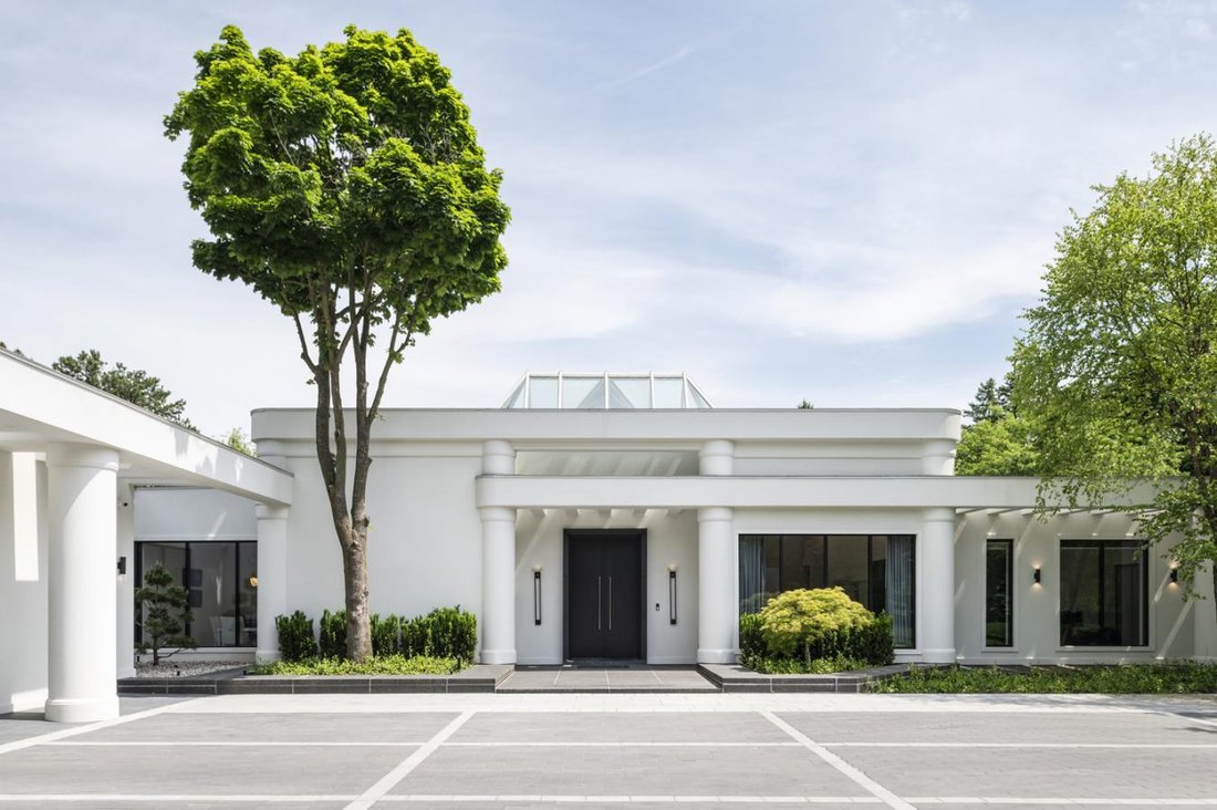House in Toronto, Ontario, Canada 2 - 15780652