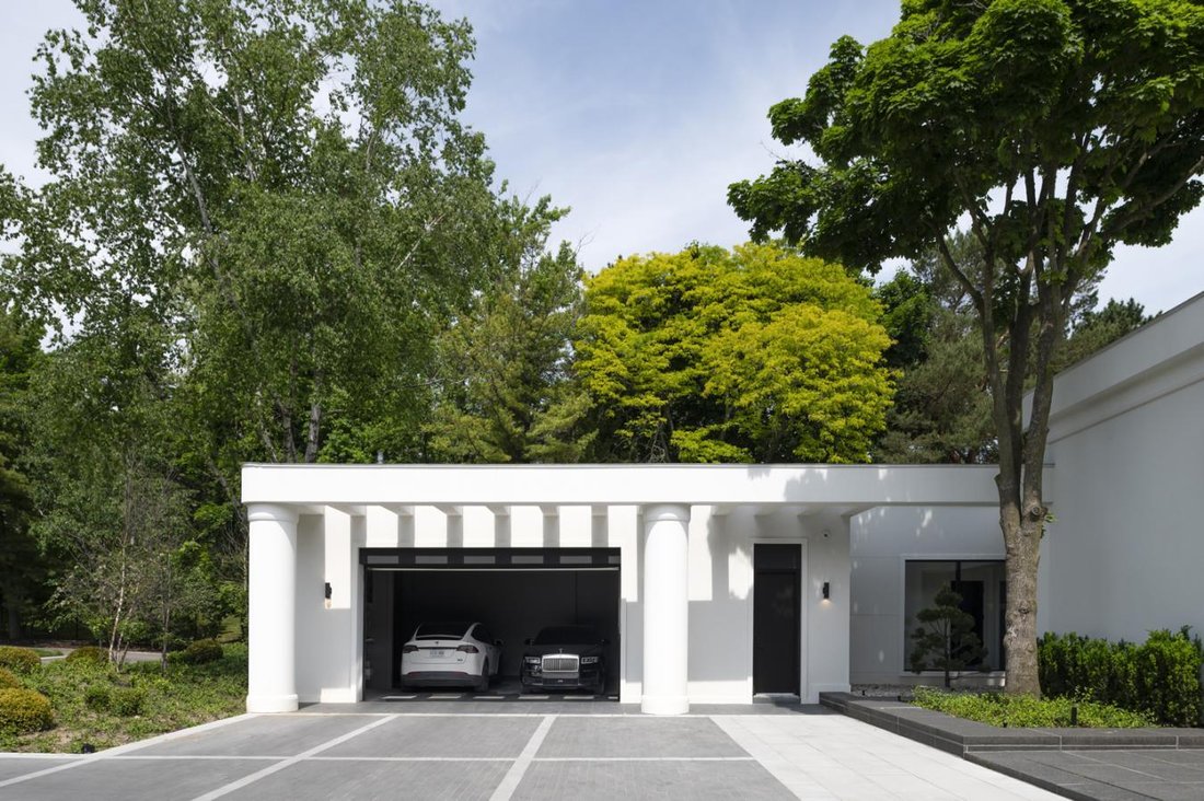 House in Toronto, Ontario, Canada 3 - 15780652