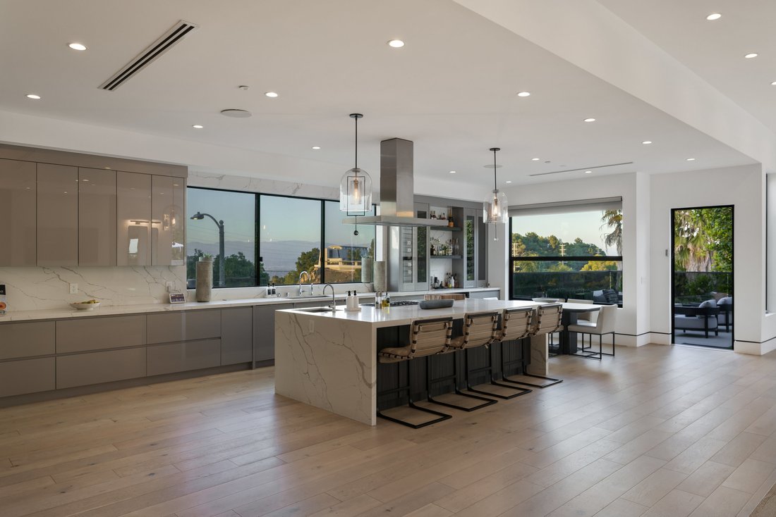 House in Los Angeles, California, United States 4 - 15780811